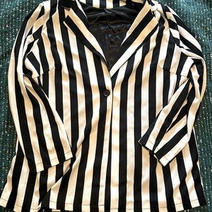 SHIEN Black and White blazer. (never worn)